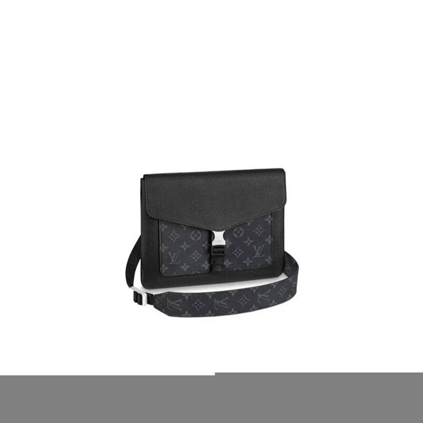 l**is V*t*n outdoor flap messenger m30413 (28*22*3cm)