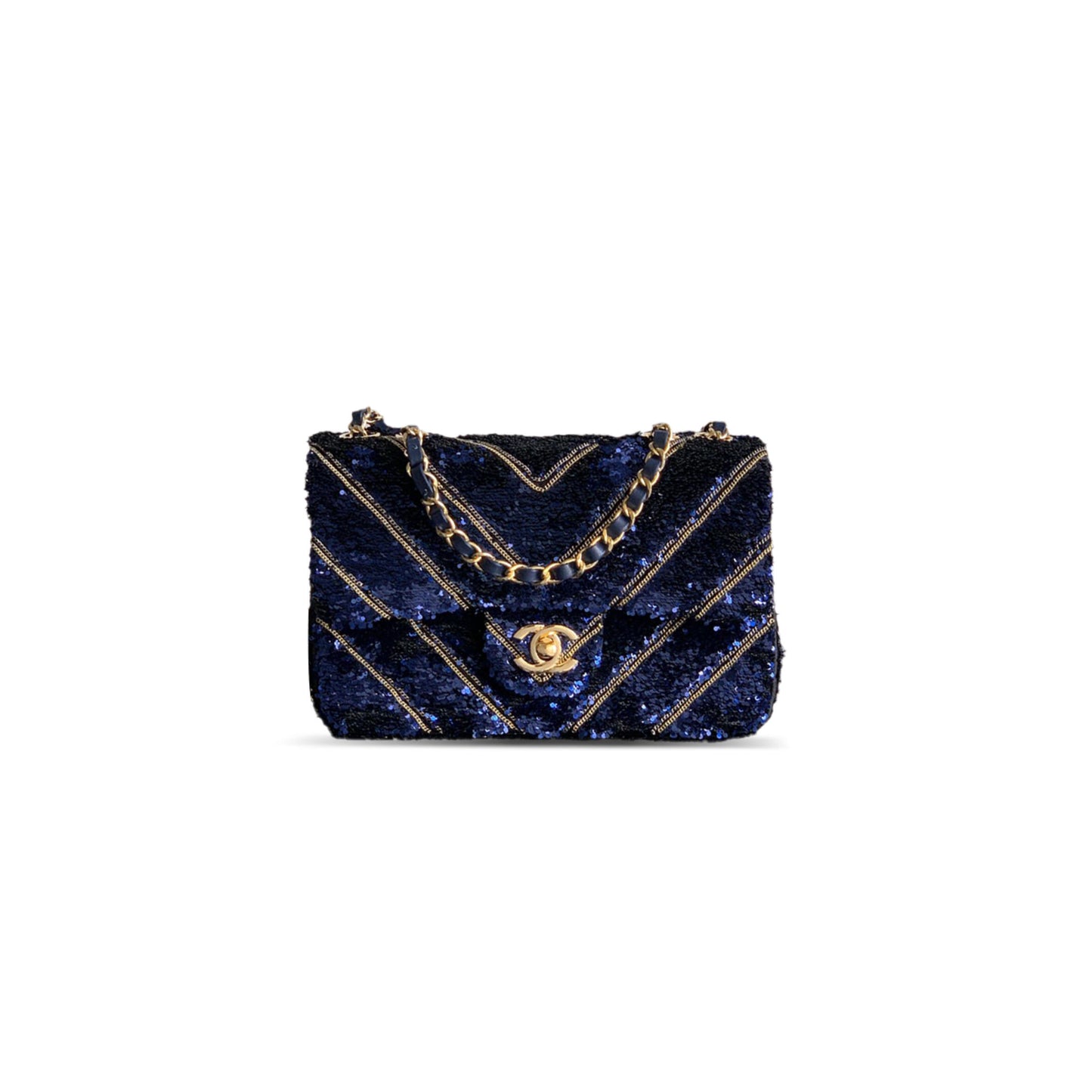 Ch**el classic flap bag in chevron chain & sequin with blue calfskin lining and gold hardware (21*14*8cm)