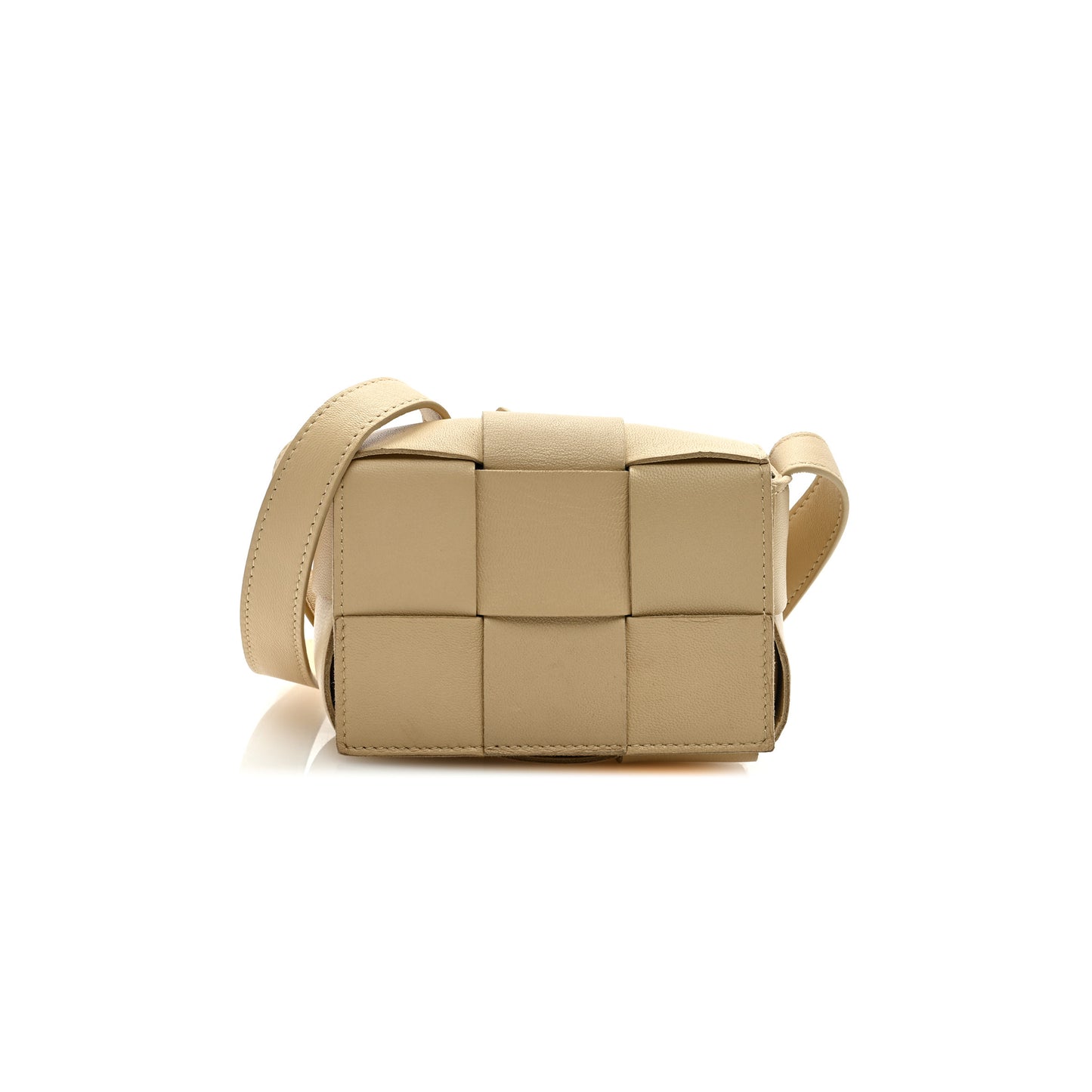 bo*te*ga Ve*ne*ta lambskin maxi intreccio candy cassette crossbody bag porridge gold (12*9*4cm)