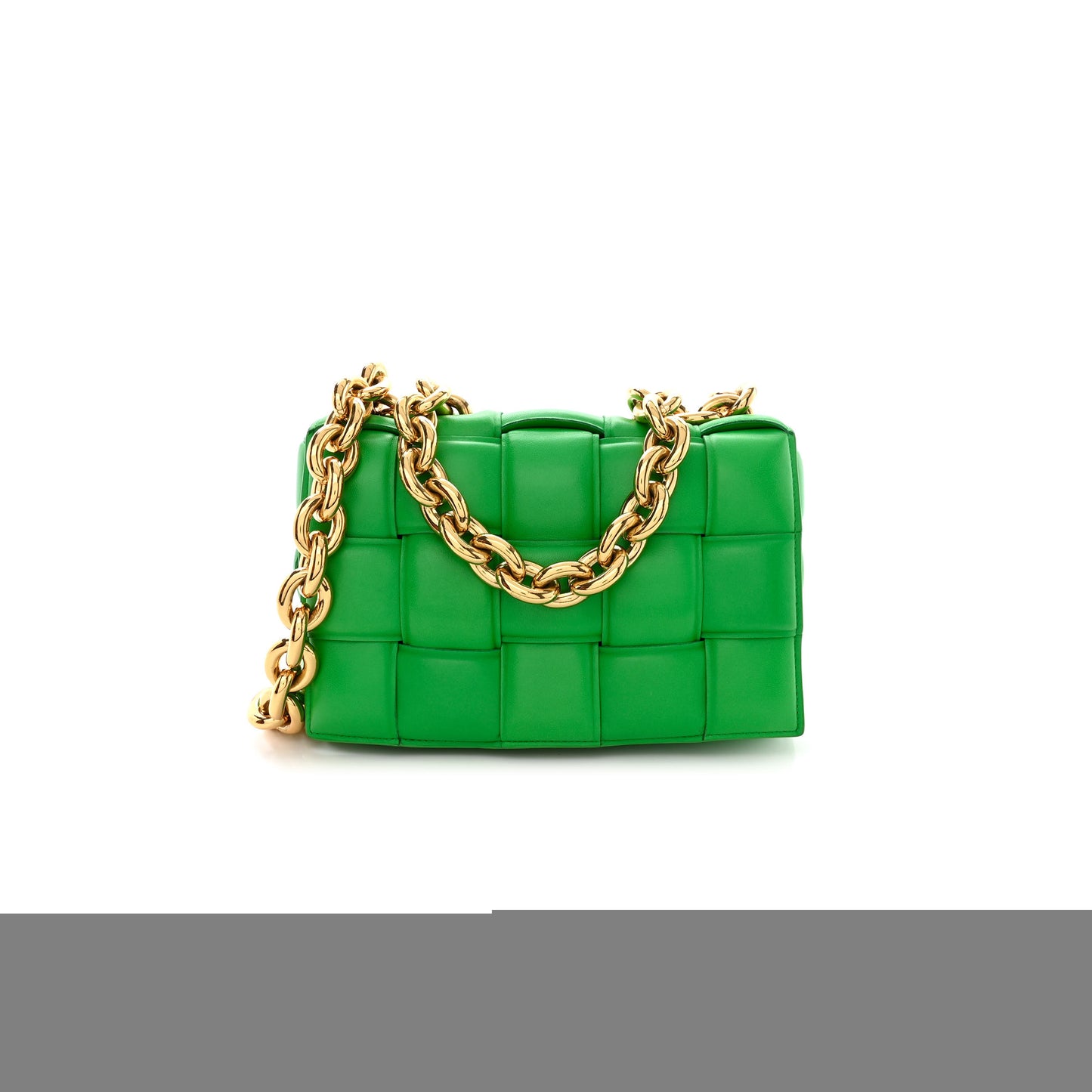 bo*te*ga Ve*ne*ta lambskin maxi intreccio padded chain cassette crossbody bag grass (25*16*6cm)