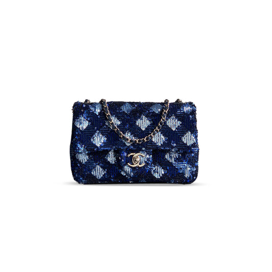 Ch*el flap bag sequins & silver metal & blue as4561 (21*14*8cm)