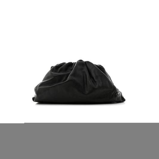bo*te*ga Ve*ne*ta smooth butter calf the pouch oversized clutch black (37*19*8cm)