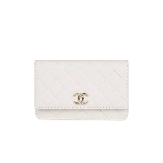 Ch*el wallet on chain woc white caviar light gold hardware (19*12*4cm)