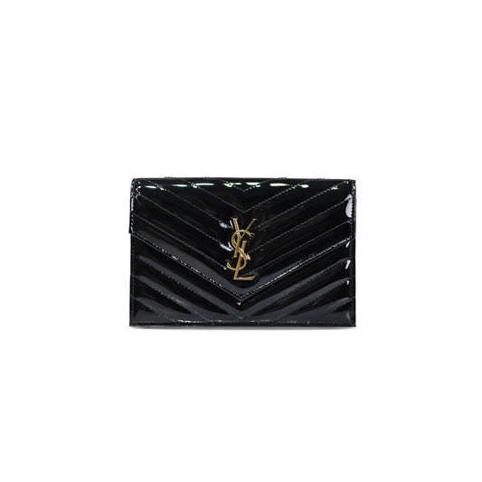Y*L cassandre envelope chain wallet in patent leather 393953365520 (19*12.5*3.5cm)