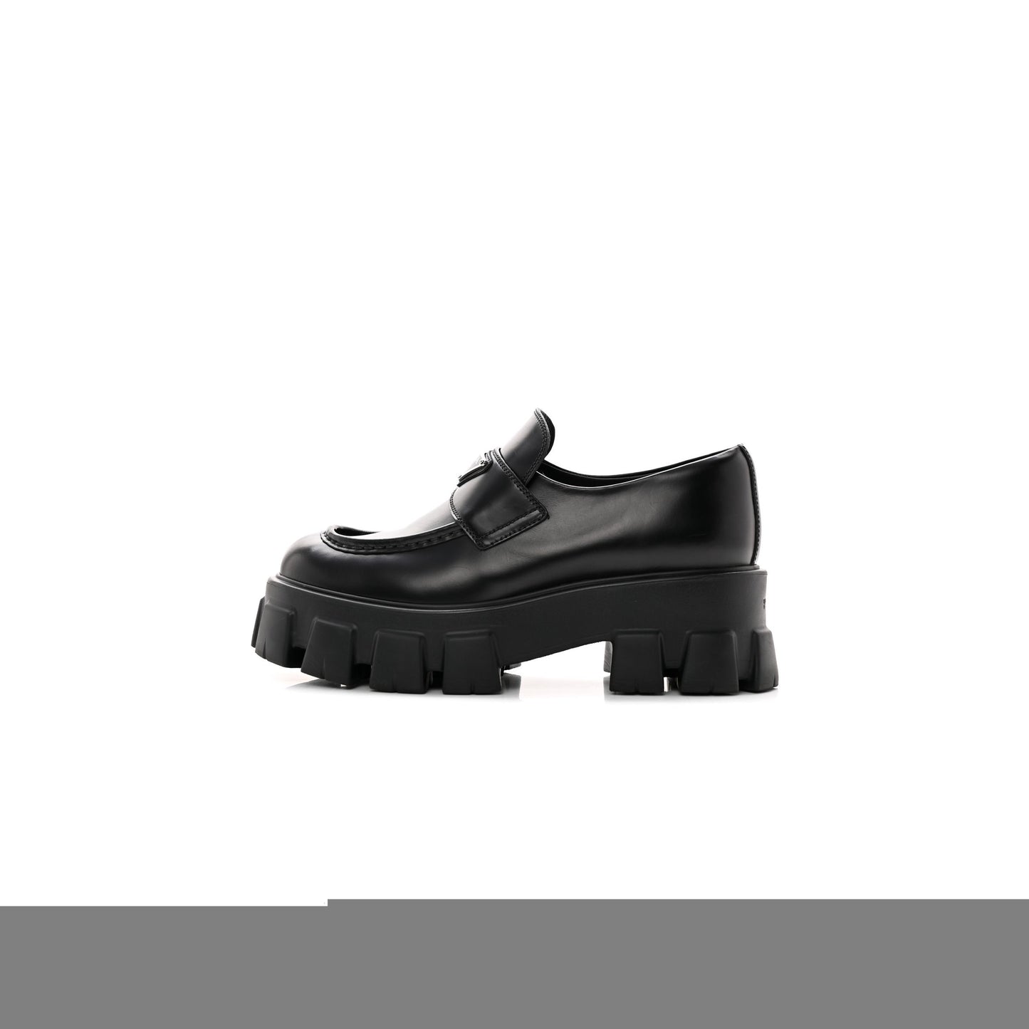Pra*a spazzolato rois metal triangle logo monolith 55mm loafers 39 black