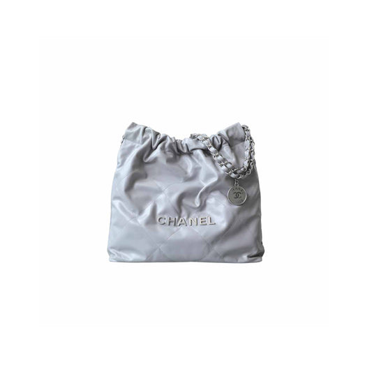 Ch*el shiny calfskin quilted small 22 cream (37*34.5*8cm)