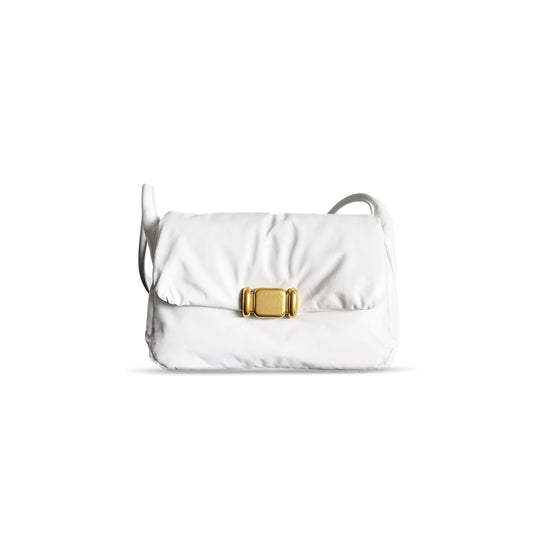 bo*te*ga Ve*ne*ta pillow bag 717237v2fn02312 (29*19*9cm)