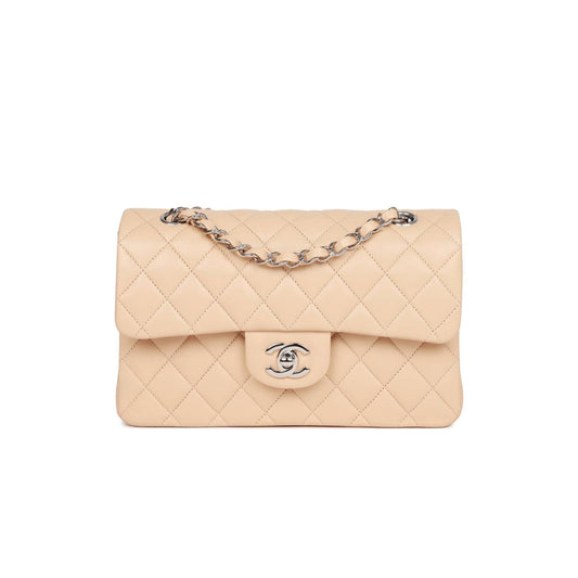 Ch*el small classic double flap beige lambskin silver hardware (23*13*6cm)