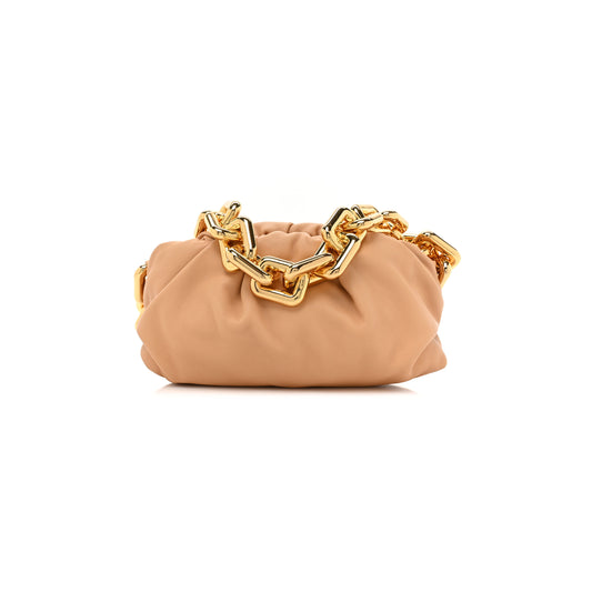 bo*te*ga Ve*ne*ta calfskin teen chain pouch almond (25*13*10cm)