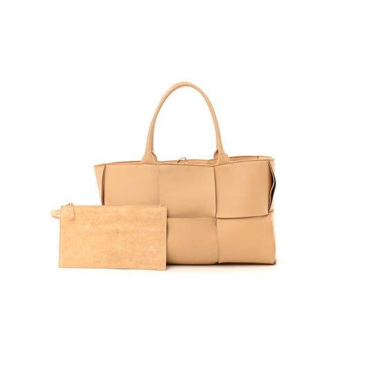 bo*te*ga Ve*ne*ta nappa maxi intrecciato medium arco tote almond (37*23*13cm)