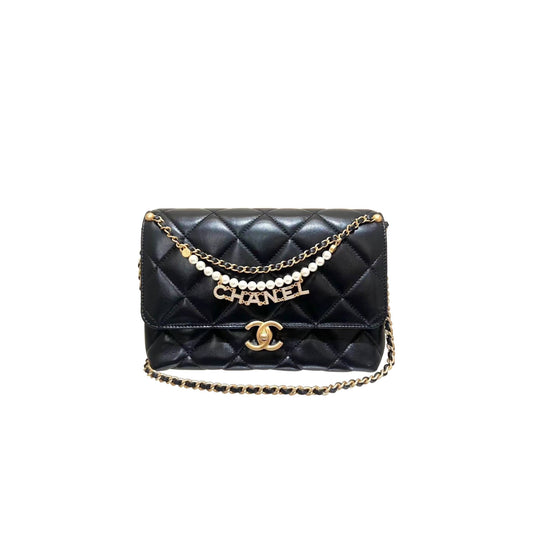 Ch*el 24a pearl square fatty as5011 (23*8.5*15cm)