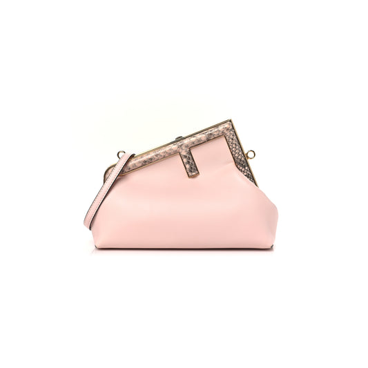 F**di shiny nappa snakeskin small F**di first rosa confetto cipria (26*18*9.5cm)