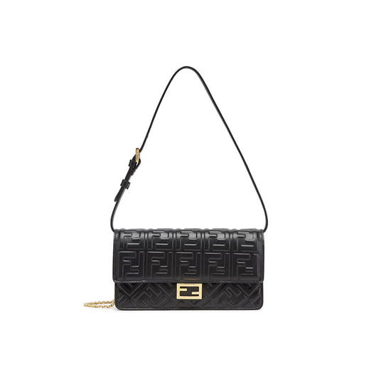 F**di wallet on chain baguette 8m0498aajdf0kur (21*11.5*5cm)