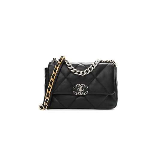 Ch*el master lambskin quilted 19 flap black (30*20*10cm)
