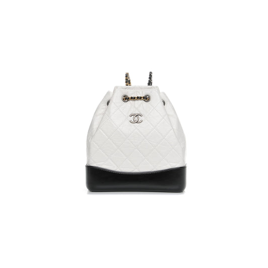 Ch*el master aged calfskin quilted small gabrielle backpack black white a94885 (23*22.5*10.5cm)